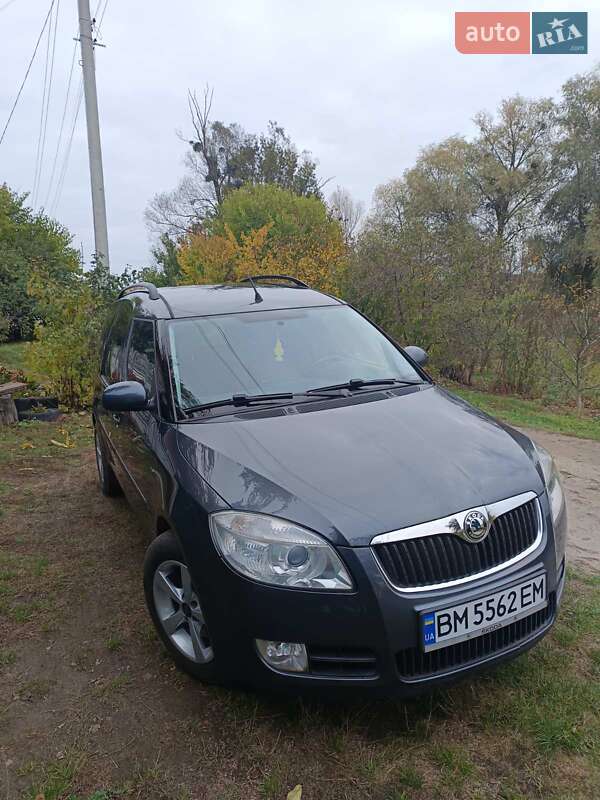 Микровэн Skoda Roomster 2008 в Лебедине