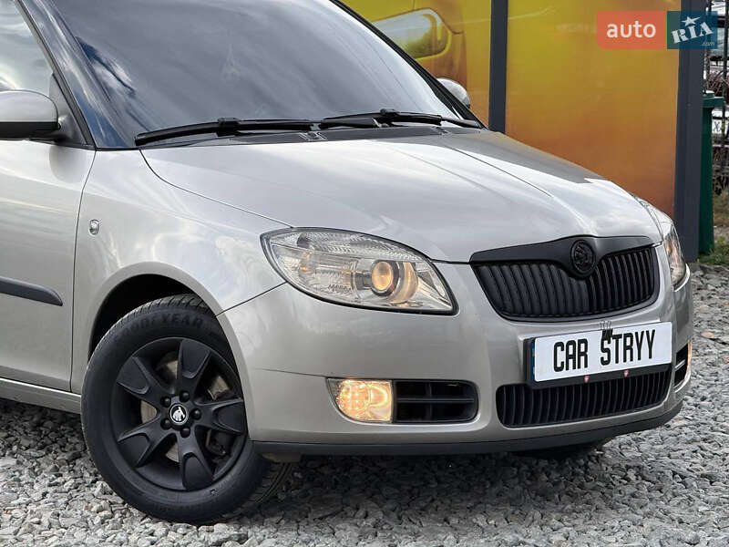 Мікровен Skoda Roomster 2006 в Стрию