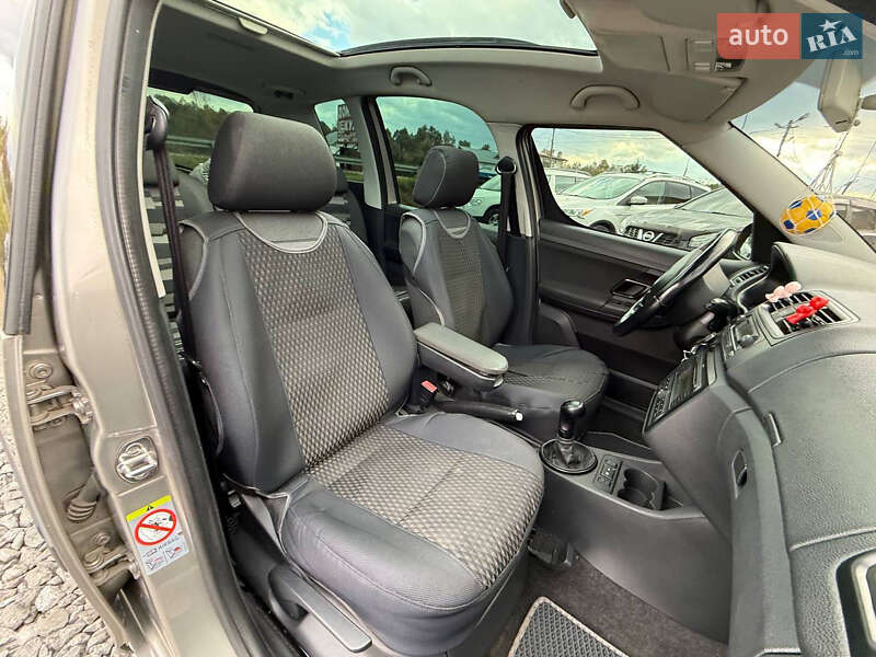 Мікровен Skoda Roomster 2006 в Стрию