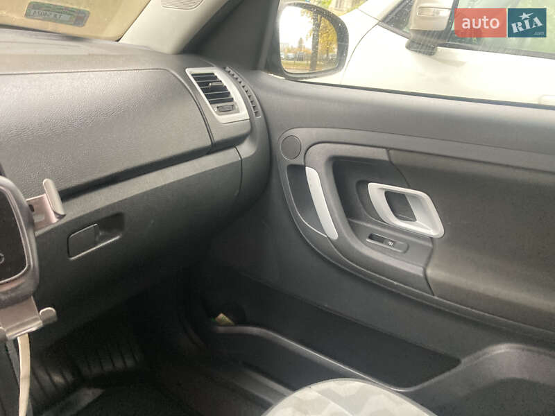 Мікровен Skoda Roomster 2010 в Києві фото 13 Мікровен Skoda Roomster 2010 в Києві