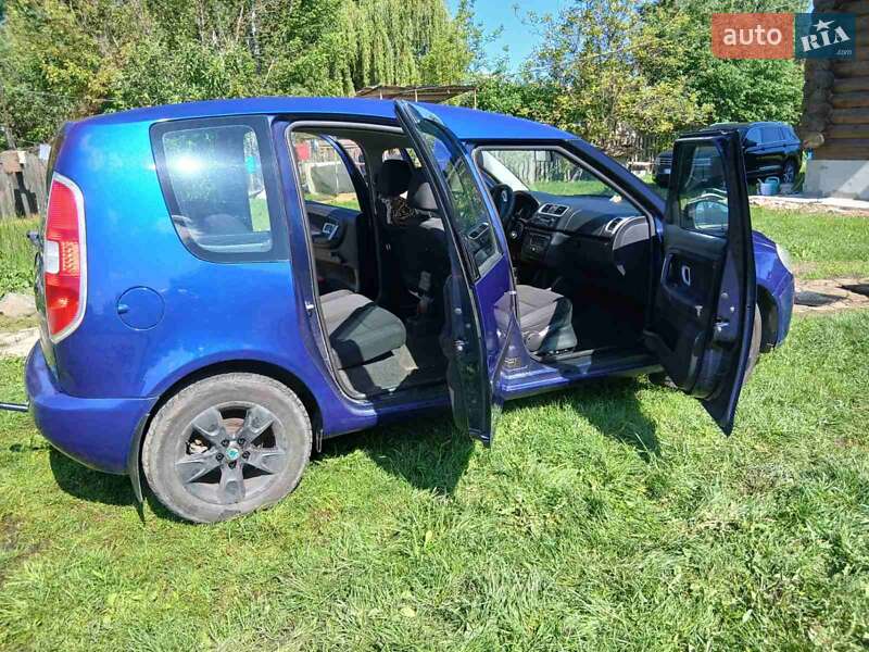 Микровэн Skoda Roomster 2008 в Чернигове