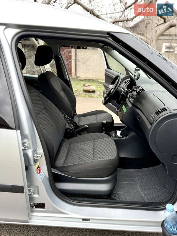 Микровэн Skoda Roomster 2012 в Одессе