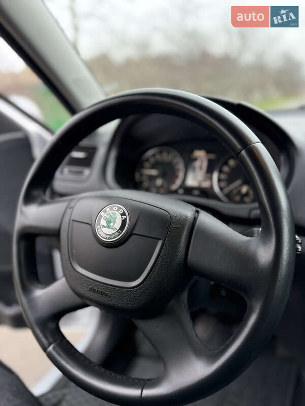 Микровэн Skoda Roomster 2012 в Одессе