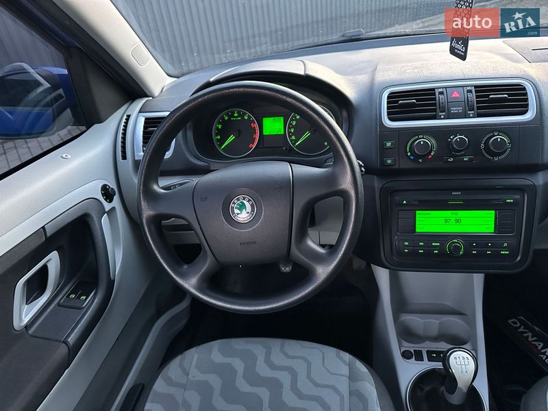 Микровэн Skoda Roomster 2006 в Ужгороде