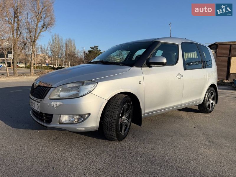 Микровэн Skoda Roomster 2012 в Днепре