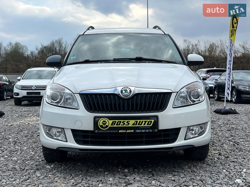 Микровэн Skoda Roomster 2013 в Львове