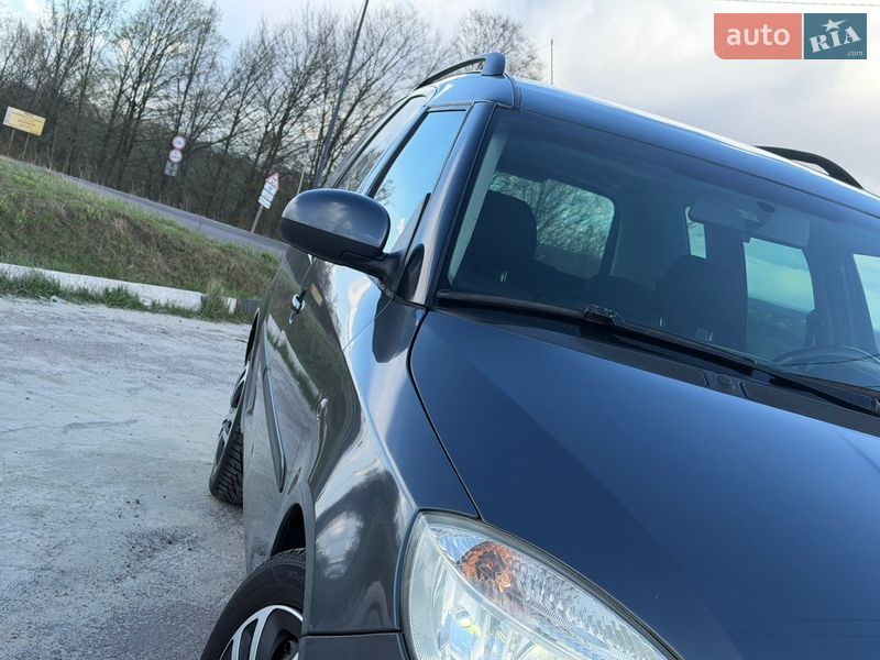 Мікровен Skoda Roomster 2009 в Дрогобичі