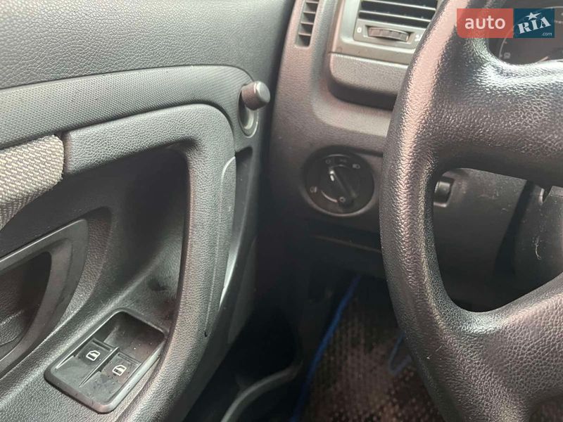 Микровэн Skoda Roomster 2009 в Борисполе