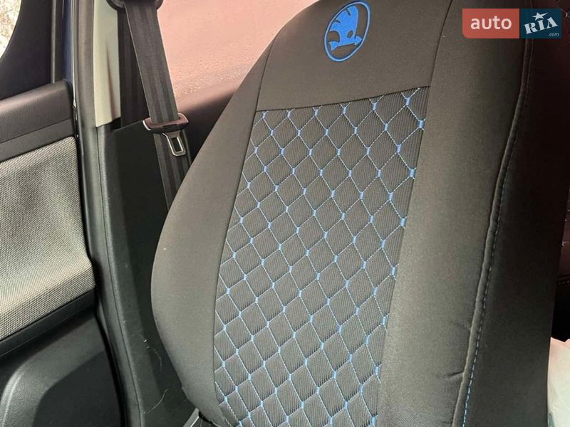 Микровэн Skoda Roomster 2009 в Борисполе