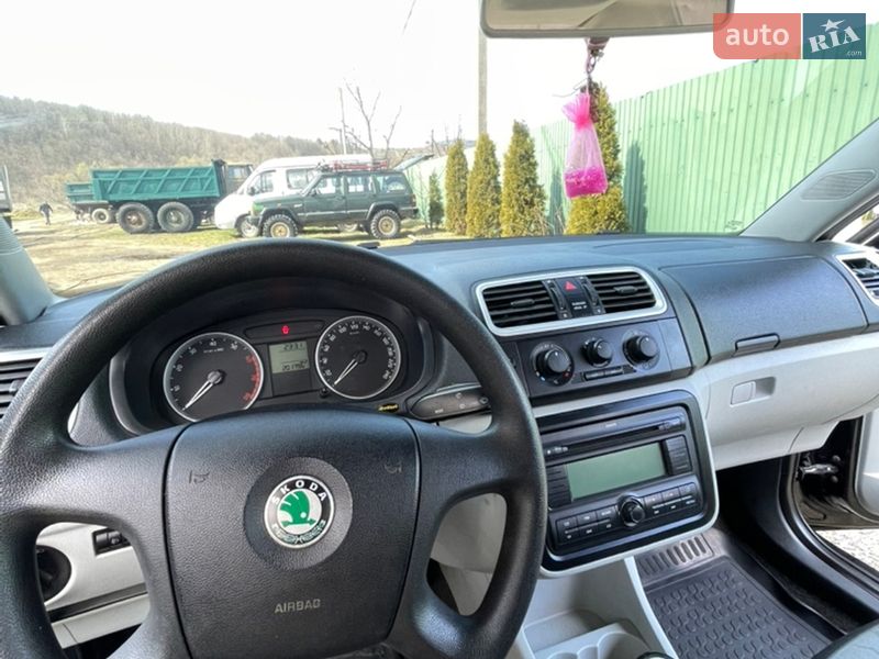 Микровэн Skoda Roomster 2006 в Мукачево