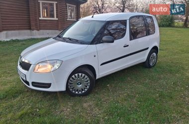 Микровэн Skoda Roomster 2008 в Иваничах