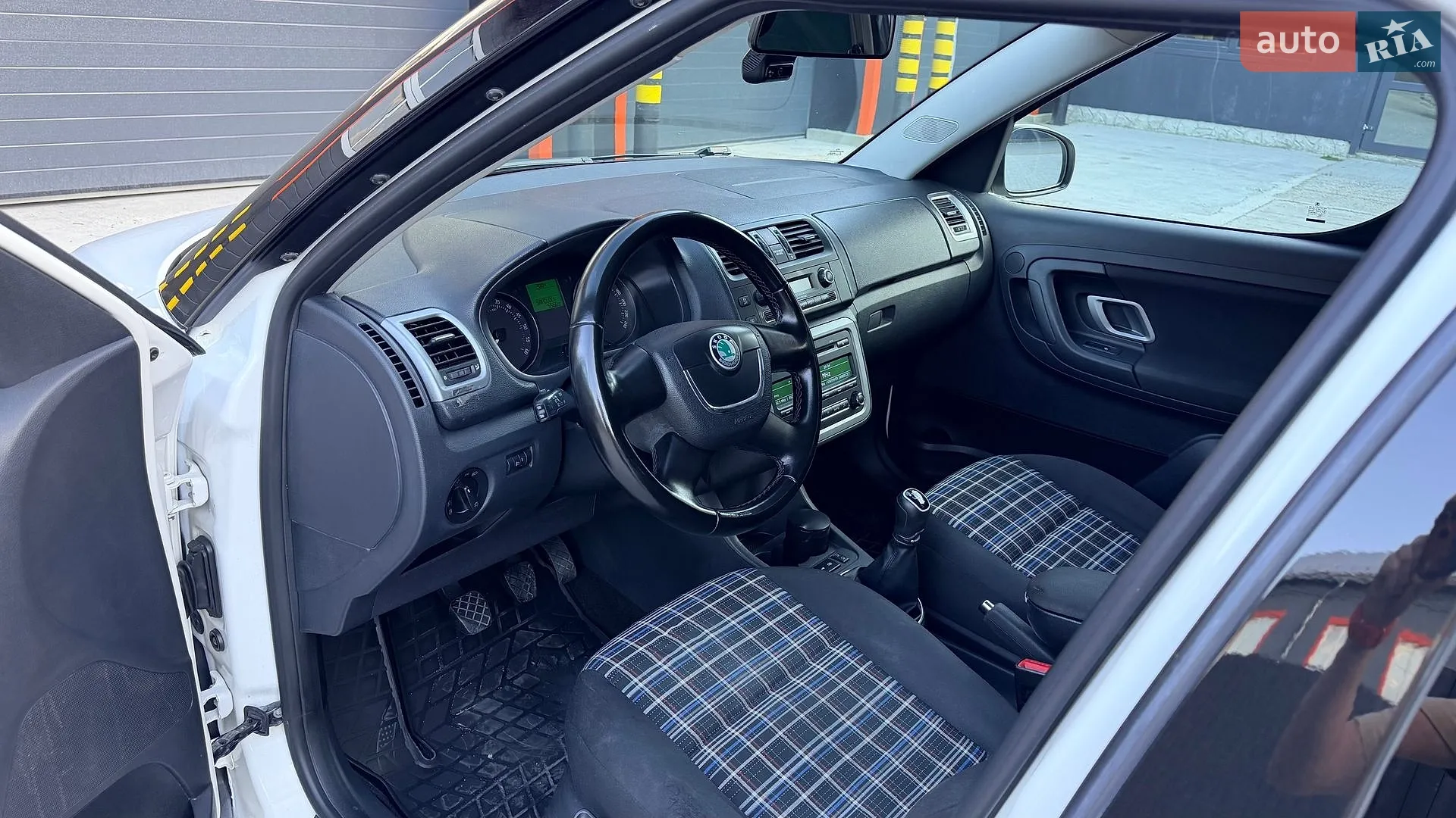 2012 Skoda Roomster - мініатюра 37