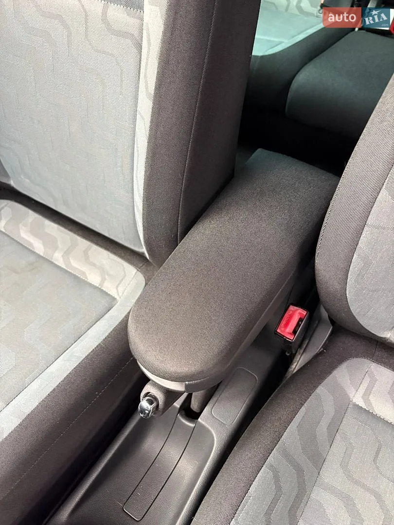 2010 Skoda Roomster - мініатюра 26