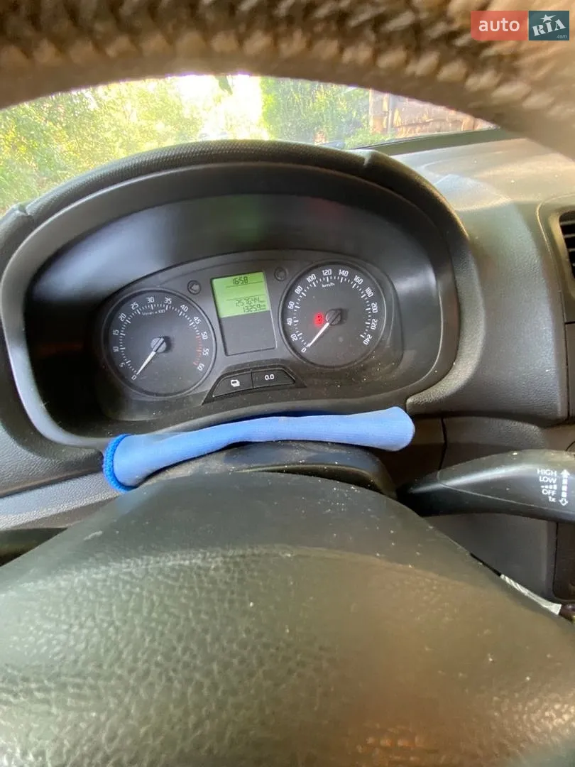 2014 Skoda Roomster - мініатюра 12