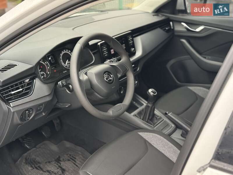 Хэтчбек Skoda Scala 2021 в Киеве фото 8 Хэтчбек Skoda Scala 2021 в Киеве