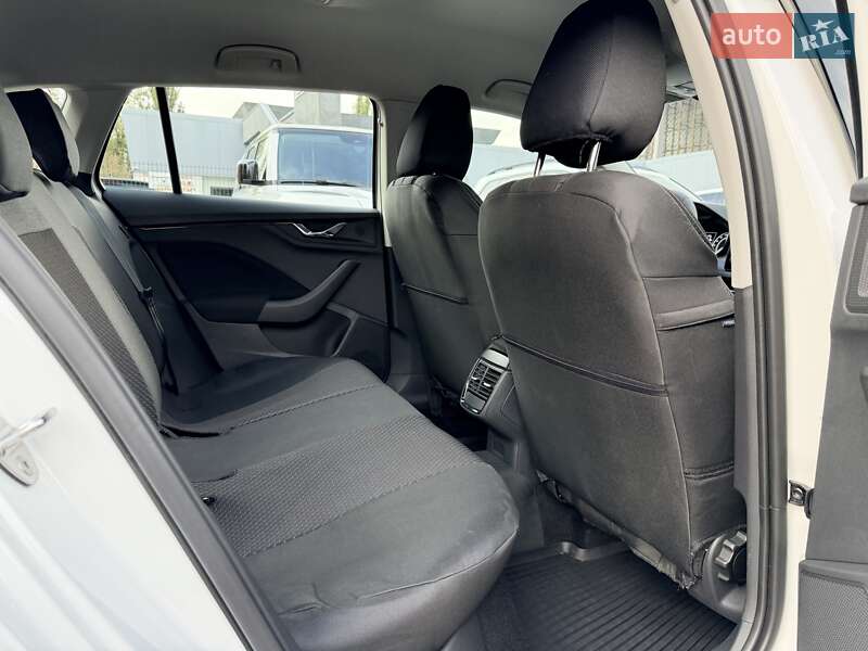 Хэтчбек Skoda Scala 2024 в Киеве фото 23 Хэтчбек Skoda Scala 2024 в Киеве