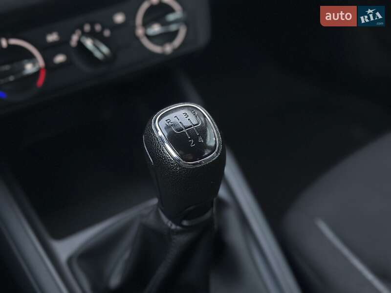 Хэтчбек Skoda Scala 2023 в Киеве