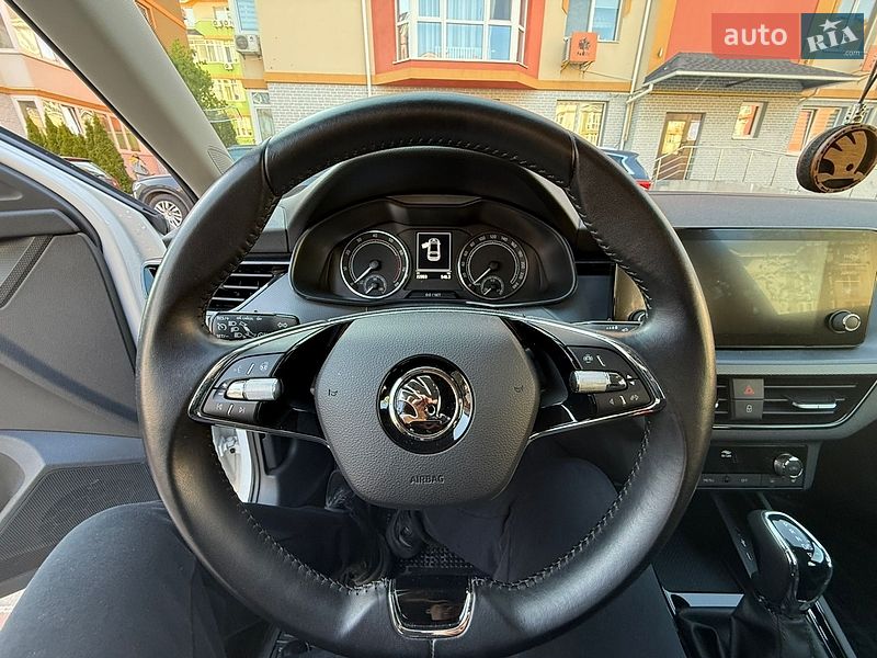 Хэтчбек Skoda Scala 2023 в Киеве