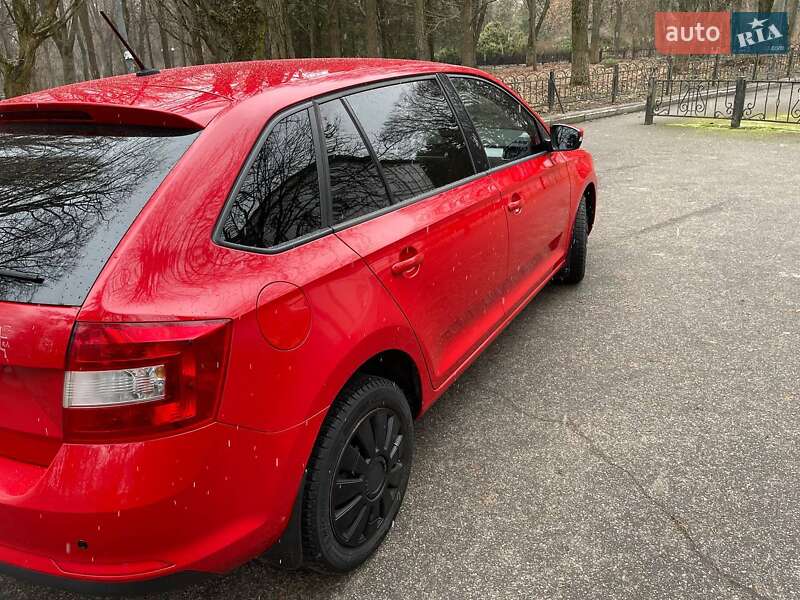 Хэтчбек Skoda Spaceback 2016 в Нежине