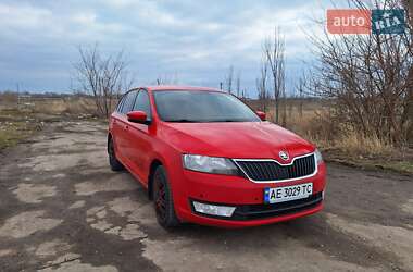Хэтчбек Skoda Spaceback 2016 в 