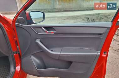 Хэтчбек Skoda Spaceback 2016 в 