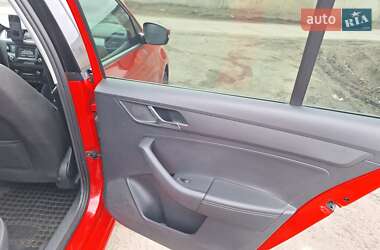 Хэтчбек Skoda Spaceback 2016 в 