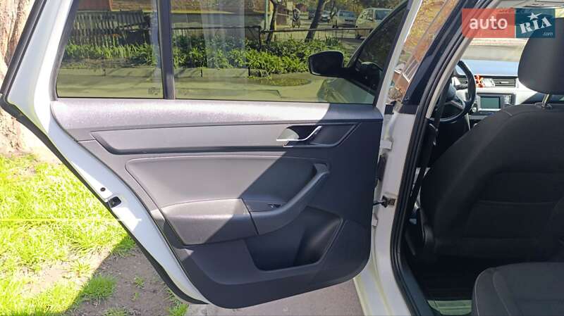 Хэтчбек Skoda Spaceback 2016 в Хмельницком