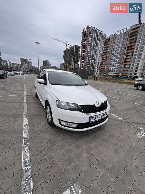 Хетчбек Skoda Spaceback 2017 в 