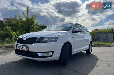 Хетчбек Skoda Spaceback 2014 в Києві