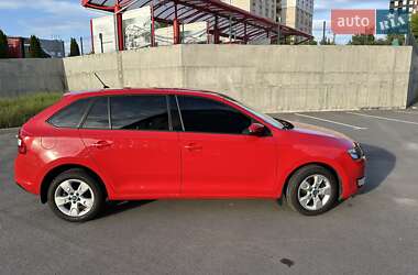 Хэтчбек Skoda Spaceback 2016 в 