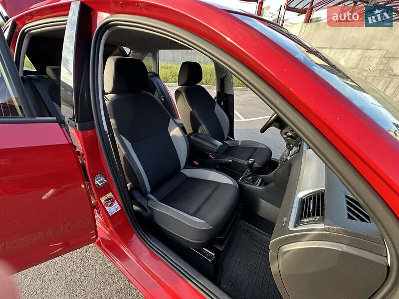 Хэтчбек Skoda Spaceback 2016 в Виннице