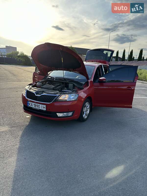 Хэтчбек Skoda Spaceback 2016 в Виннице