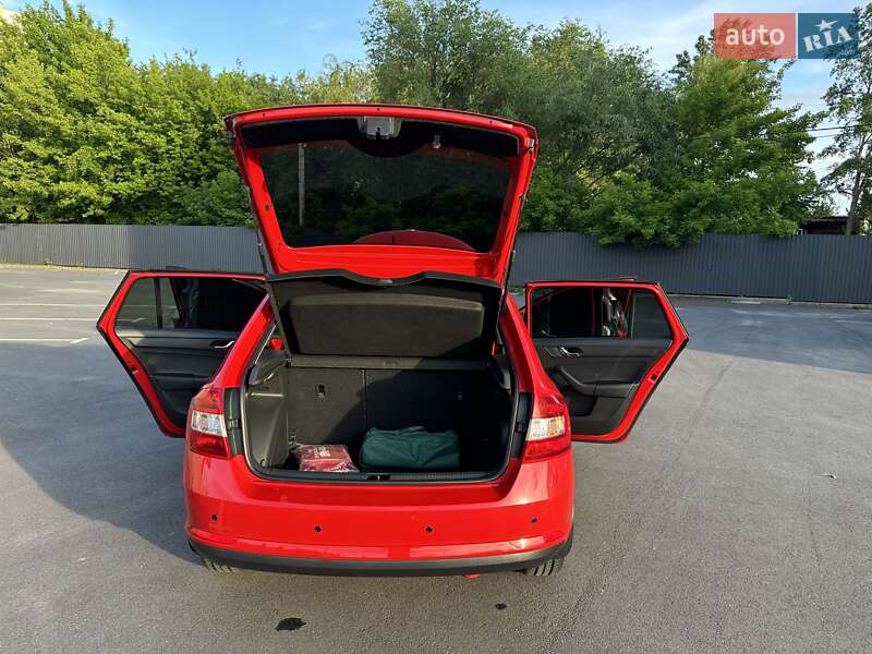 Хэтчбек Skoda Spaceback 2016 в Виннице