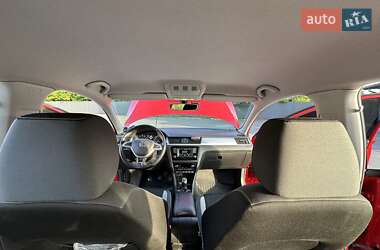 Хэтчбек Skoda Spaceback 2016 в 