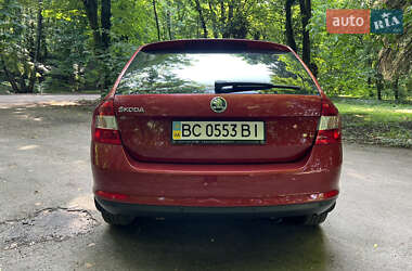 Хэтчбек Skoda Spaceback 2014 в 