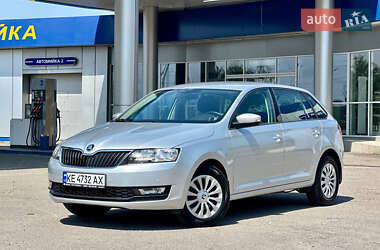 Хетчбек Skoda Spaceback 2017 в Дніпрі