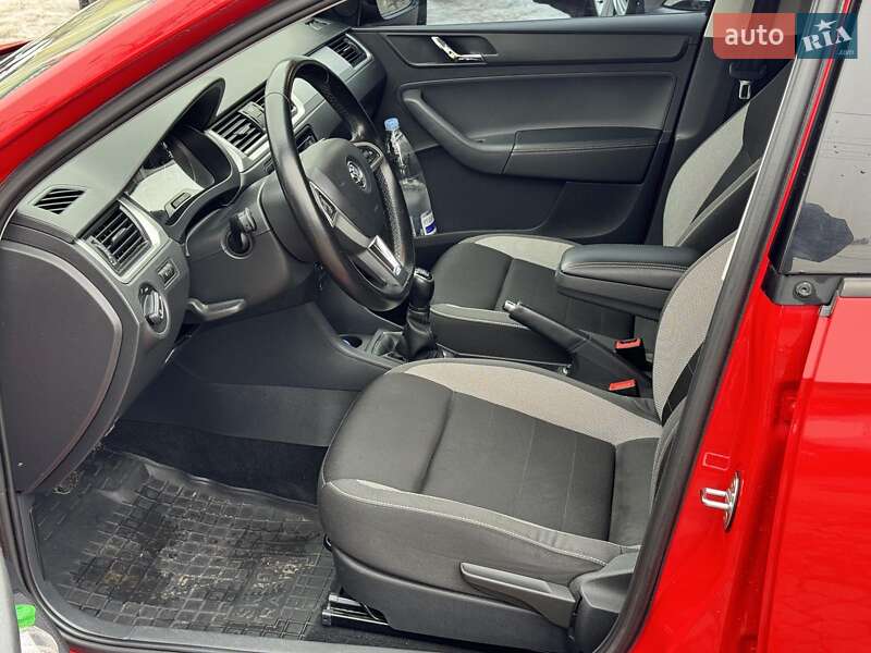 Хетчбек Skoda Spaceback 2016 в Вінниці