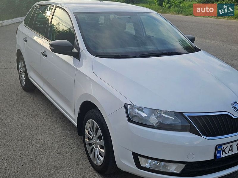 Хэтчбек Skoda Spaceback 2017 в Киеве