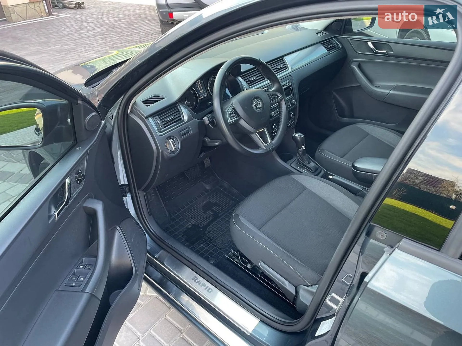 2014 Skoda Rapid - мініатюра 10
