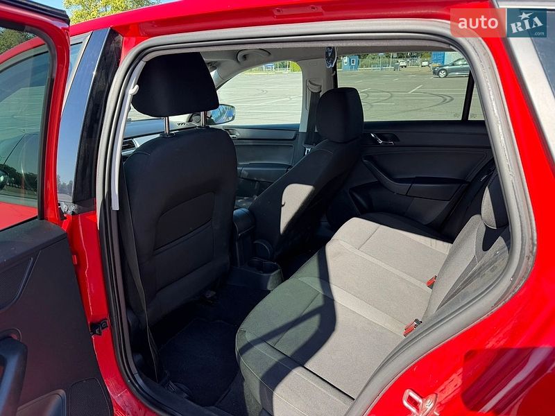 Хетчбек Skoda Spaceback 2015 в Дніпрі фото 13 Хетчбек Skoda Spaceback 2015 в Дніпрі