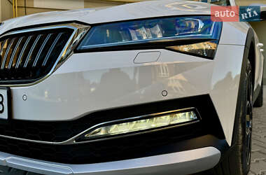 Универсал Skoda Superb Scout 2020 в 