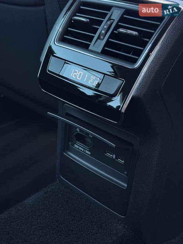 Универсал Skoda Superb Scout 2019 в Киеве фото 29 Универсал Skoda Superb Scout 2019 в Киеве