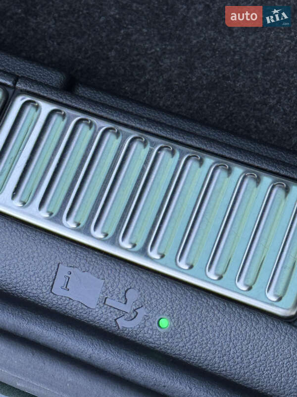 Универсал Skoda Superb Scout 2019 в Киеве фото 34 Универсал Skoda Superb Scout 2019 в Киеве