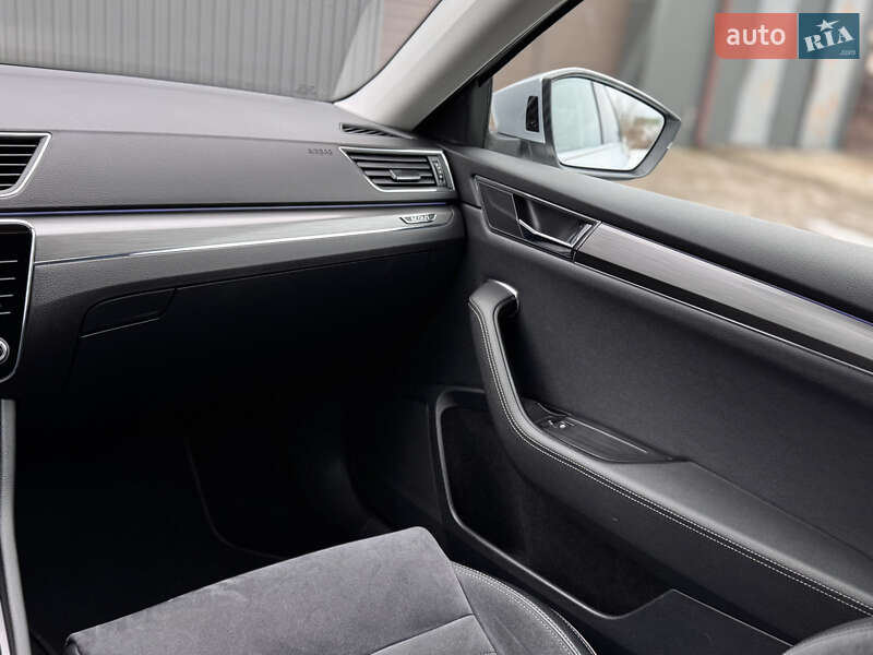 Универсал Skoda Superb Scout 2020 в Ровно