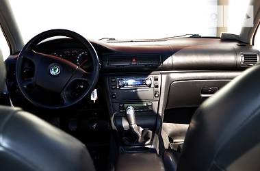 Седан Skoda Superb 2006 в 