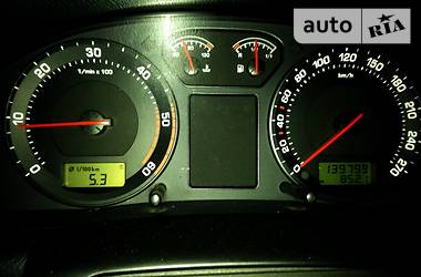 Седан Skoda Superb 2006 в 