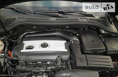 Седан Skoda Superb 2012 в 