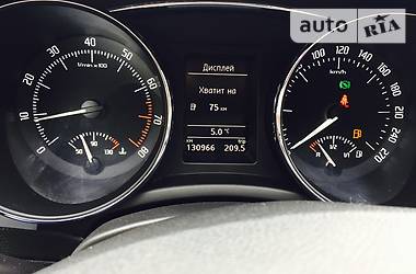 Седан Skoda Superb 2011 в 