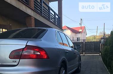 Седан Skoda Superb 2009 в Мукачево