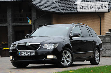 Универсал Skoda Superb 2013 в Ровно